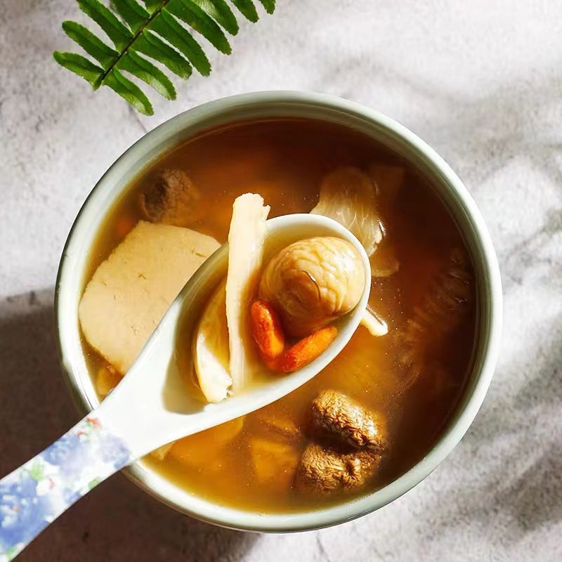 Chestnut Mushroom Soup 栗子花菇暖胃汤