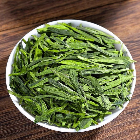 Premium First Harvest Ming Qian LongJing Tea 特级头春明前龙井茶 120G