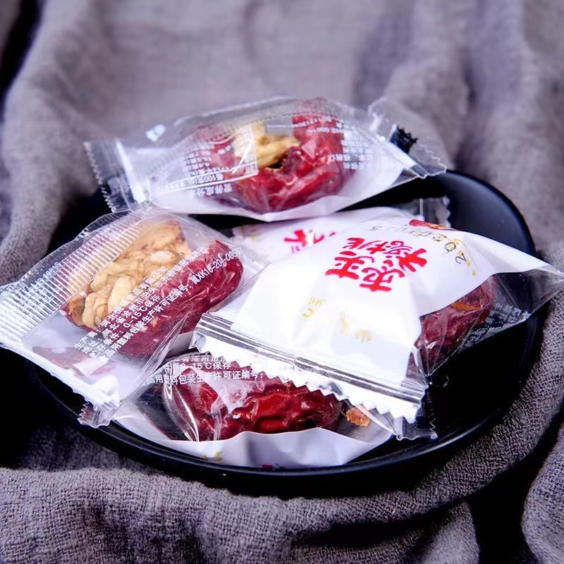 Red Dates With Walnut 红枣夹核桃 (500g)